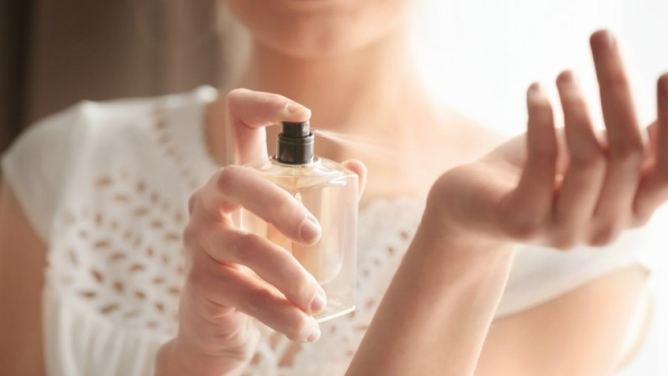Топ 5 на най-хубавите дамски парфюми за 2022 | StandartNews.com