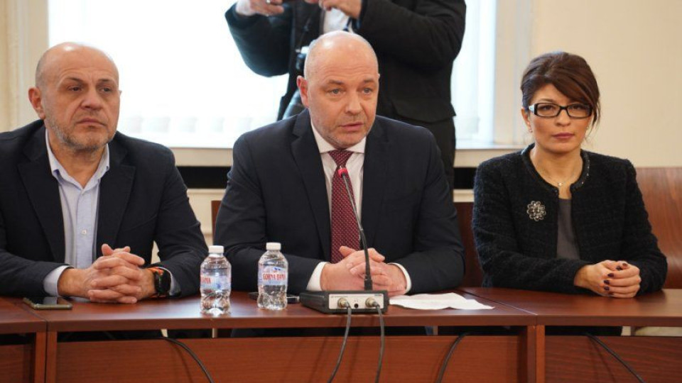 ПП и Възраждане казаха "не" на Габровски, отказват да говорят с него | StandartNews.com