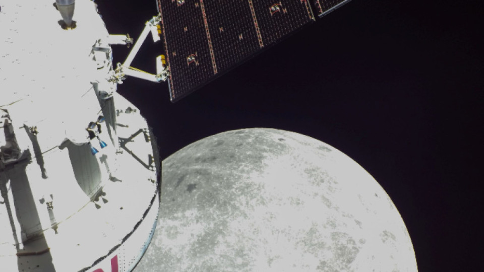 Капсулата на НАСА, отишла до Луната се приземи. Вижте къде | StandartNews.com