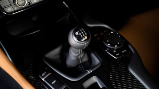 Lexus разработва "ръчна скоростна кутия" за електрически автомобили