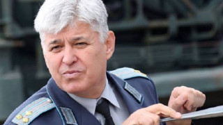 Министър Стоянов отвърна на Нинова за Украйна