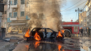 Ад в Турция! Кола бомба срещу полицаи, има ранени