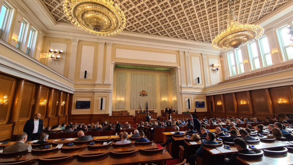 Челен сблъсък за Русия в парламента | StandartNews.com