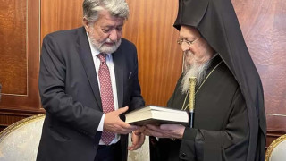 Вселенският патриарх благослови България. Рашидов на аудиенция