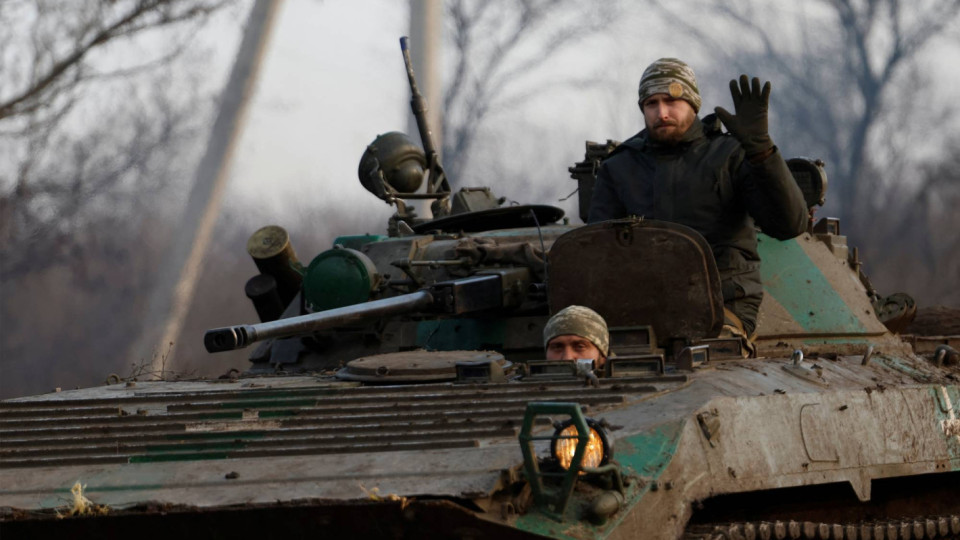 Жестоки боеве в Украйна, удариха близка руска военна база | StandartNews.com