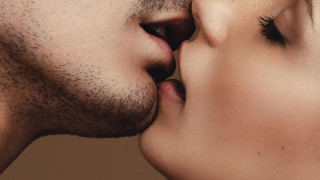 Целувката е по-силна от наркотик. 10 изумителни факта
