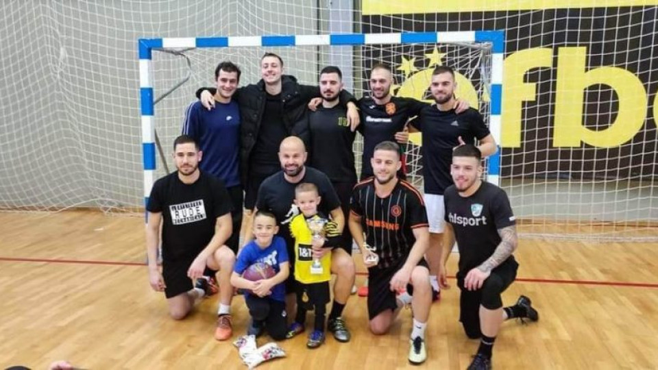 Отборът „Ла Скуадра“ е шампионът от IX Коледен турнир по мини футбол за Купата на кмета на Стара Загора | StandartNews.com