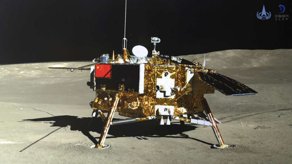 Възможно ли е? Китай иска територии от Луната | StandartNews.com