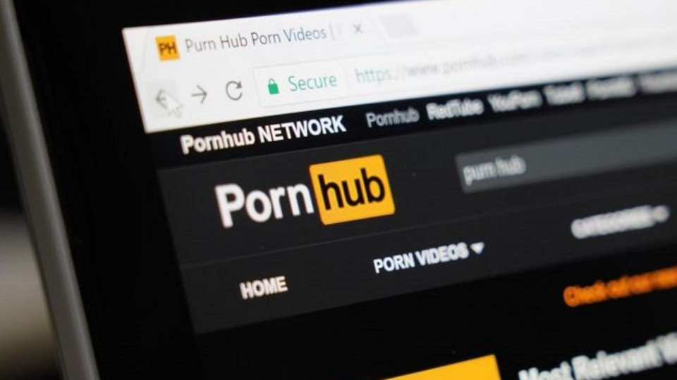 В Pornhub само с паспорт или лична карта | StandartNews.com