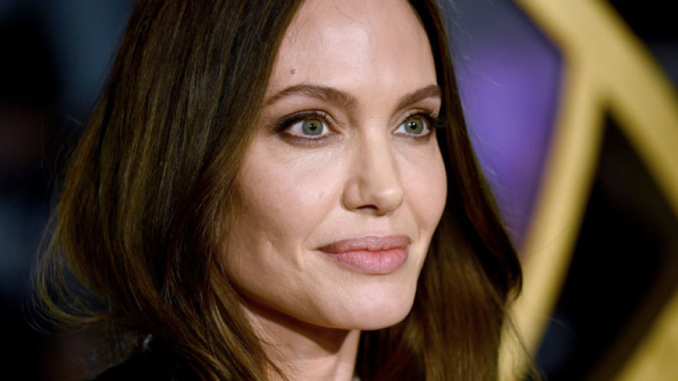 Какво става с Анджелина Джоли? Разкритие | StandartNews.com