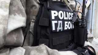 ГДБОП атакува цял квартал, прибира лихварски босове