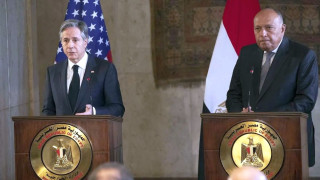 Пратиха египетски министър при Путин, какво му носи