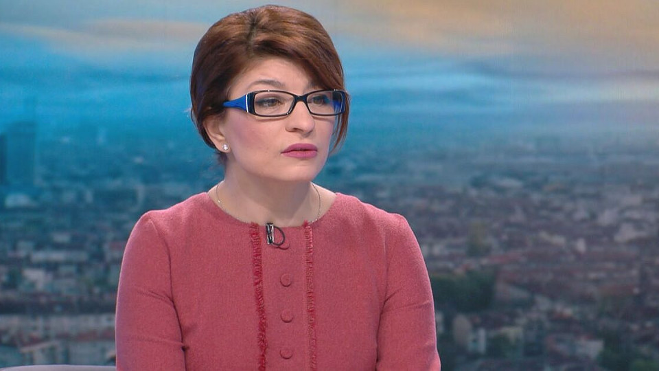 Деси Атанасова даде клетва за ДПС и БСП | StandartNews.com