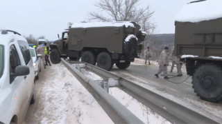 Драма с военен камион край Враца