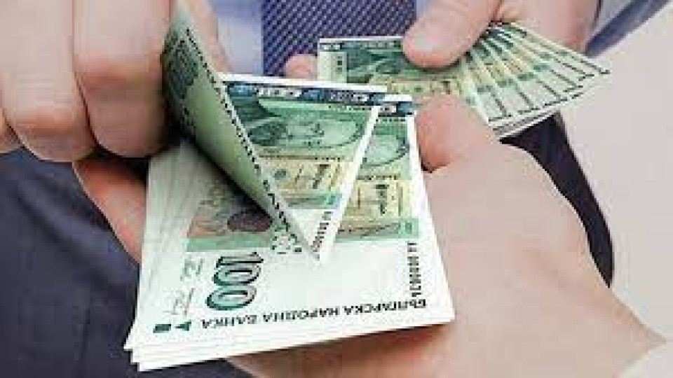 Затъване. Българите започнаха да плащат сметки с бързи кредити | StandartNews.com