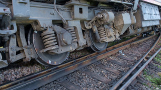 Кошмар в Карловско заради дерайлирал влак