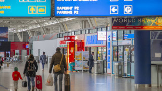 Продават самолетни билети по 10 евро на уебсайта на летище София