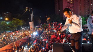 Важен ден за опозицията в Турция, обсъждат кандидата за президент