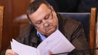 Хасан Адемов каза условието за излизане от политическата криза