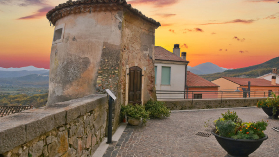 Продават къщи за 1 евро в Италия. Има ли уловка | StandartNews.com