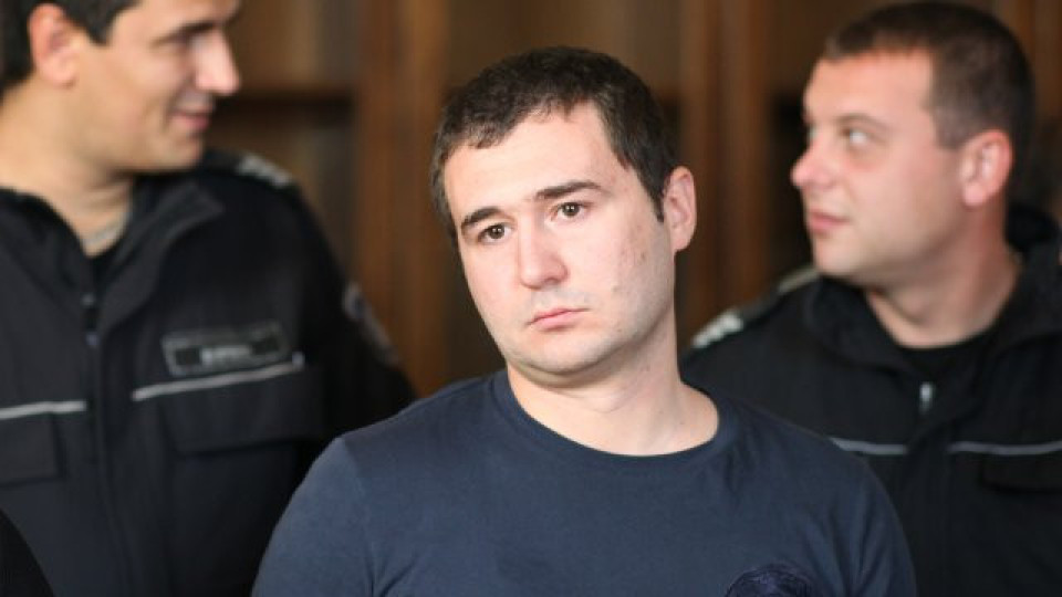 Убиецът от "Соло"  дал 1500 евро, за да се крие 12 години | StandartNews.com