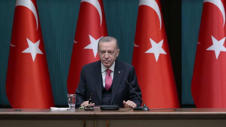 Ердоган с остро предупреждение към избирателите, видя бедствие | StandartNews.com
