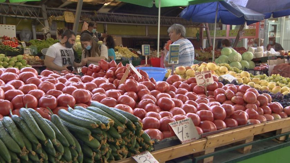 Разкритие! Как търговците ни цакат с цената на доматите | StandartNews.com