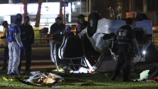 Ужас в Тел Авив! Кола се вряза в хора в парк