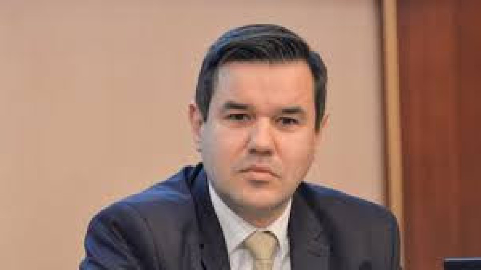 Министър Стоянов строява търговските аташета зад граница | StandartNews.com