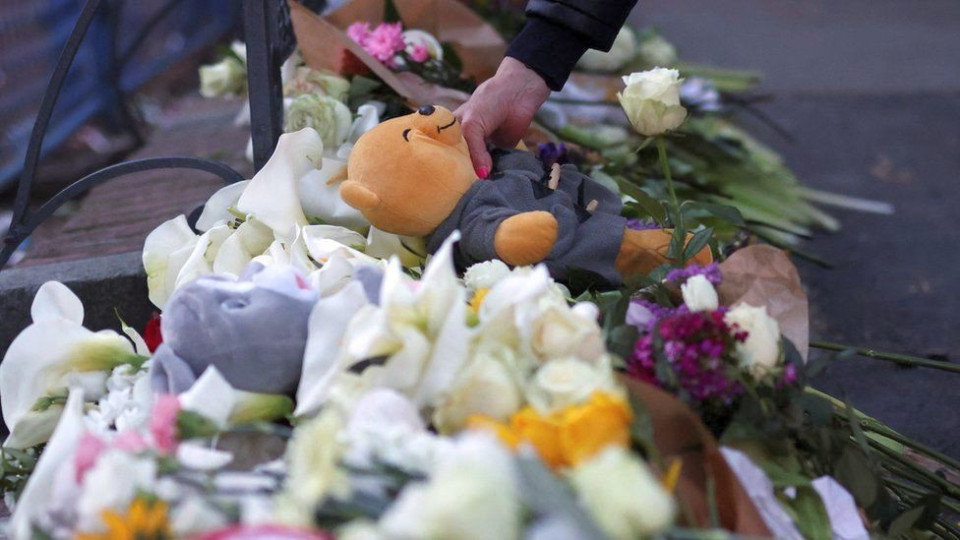 Скръб и ужас след масовото убийство в Белград | StandartNews.com