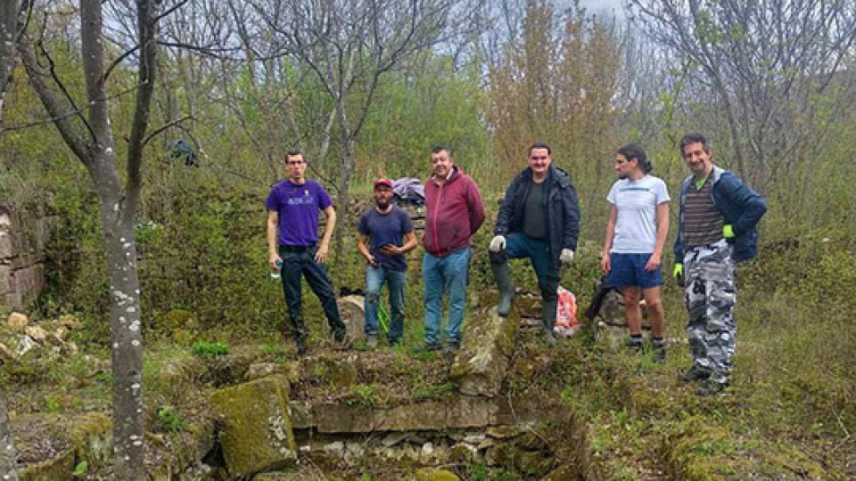 Доброволци се събират за почистване на вила рустика край язовир „Чаталка“ за трети път | StandartNews.com
