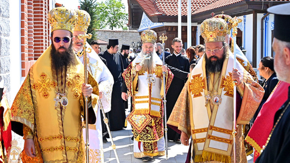 Светите Архангели пазят Пловдив от беди | StandartNews.com
