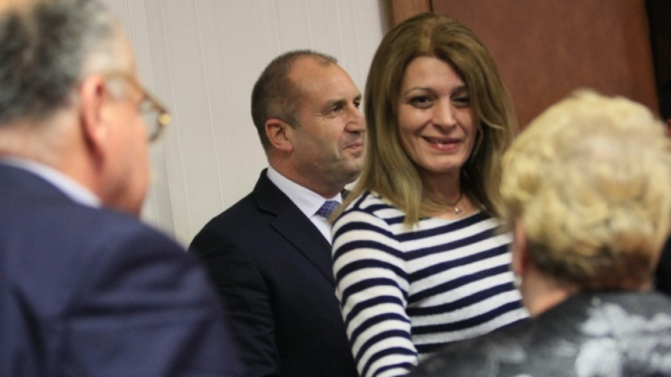 Десислава Радева дава Кирил Петков на известна психиатърка | StandartNews.com