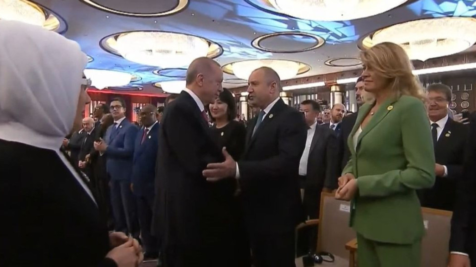 Радев се ръкува с Ердоган, разкри съвместни планове с Турция (СНИМКИ) | StandartNews.com
