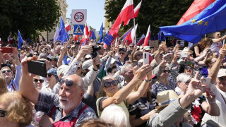 Протести в Полша. Тръгва ли страната към автокрация