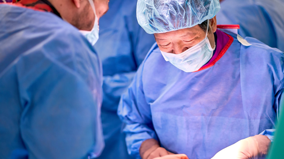 Световноизвестен китайски съдов хирург оперира в ,Сърце и Мозък' Плевен | StandartNews.com