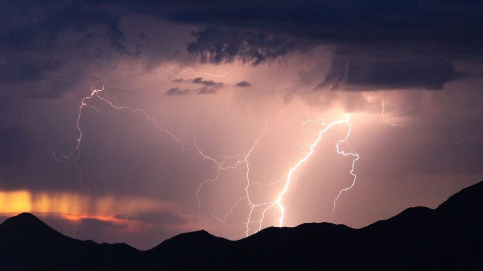 Времето се разваля! Meteo Balkans издаде карта с предупреждения | StandartNews.com