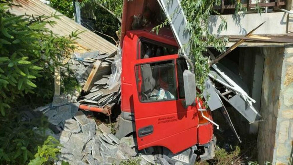 Страшна трагедия с камион в Свети Влас. Има загинал | StandartNews.com