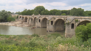 След наводнение преди 100 г.! Легендарен мост на Колю Фичето ще блести