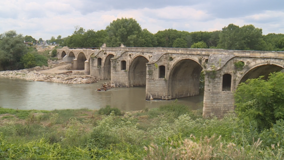 След наводнение преди 100 г.! Легендарен мост на Колю Фичето ще блести | StandartNews.com