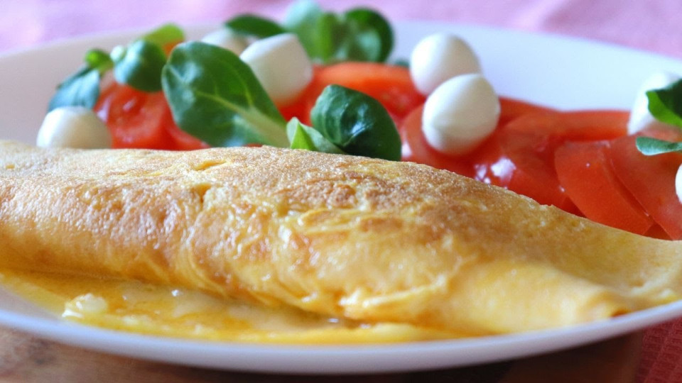 Тайната на най-вкусния и пухкав омлет! Малки хитрини | StandartNews.com