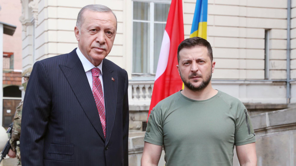 След България Зеленски отива при Ердоган | StandartNews.com