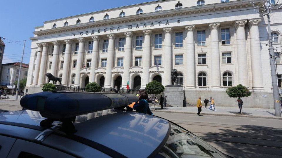 Зловещо предупреждение изправи на нокти полицията в София | StandartNews.com