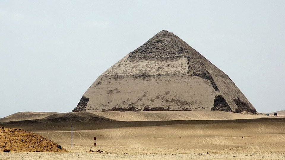 Отвориха за туристи най-мистичната пирамида в Египет | StandartNews.com