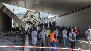 В Гърция е страшно! Мост се срути, има и жертви