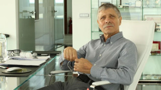 Почина знаков бизнесмен, променил индустрията с кораби