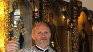 Тъжна новина. Почина отец Николай Танев