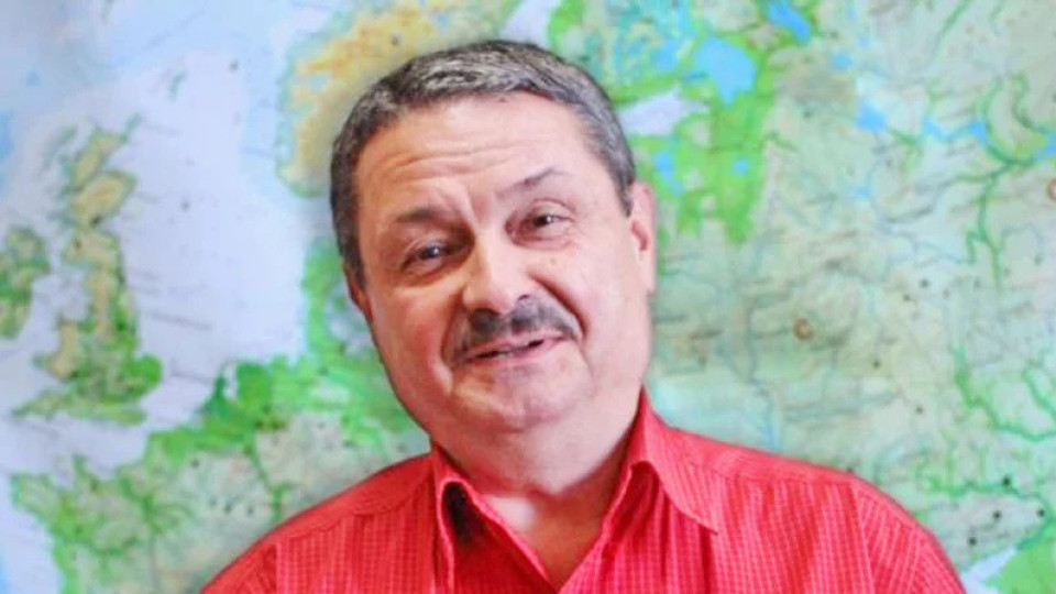 Проф. Рачев притеснен, голям проблем | StandartNews.com