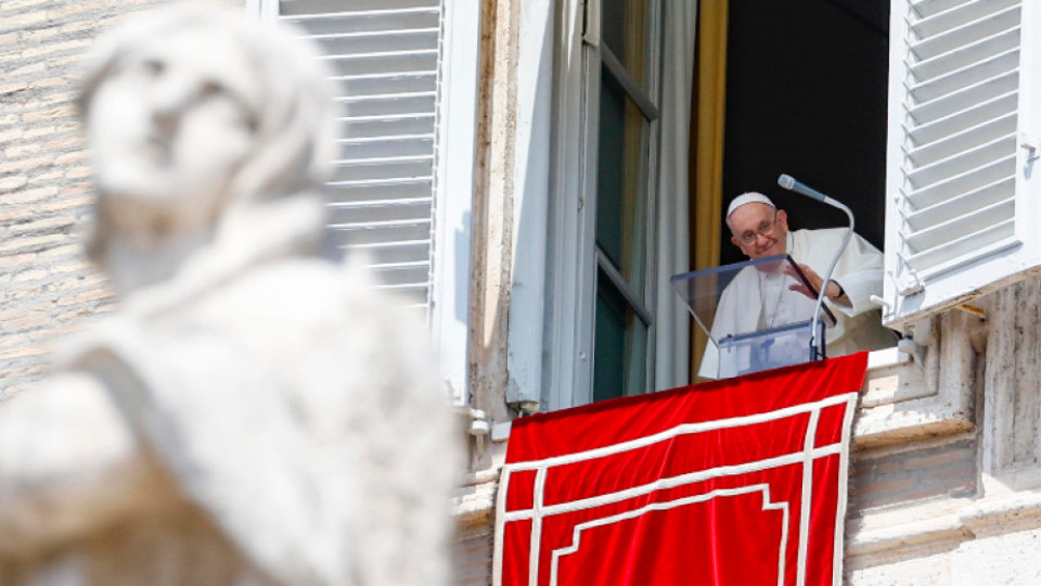 "Гладуващите надигат глас към небето". Папата за зърнената сделка | StandartNews.com