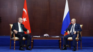 Путин и Ердоган със съдбовен разговор до часове